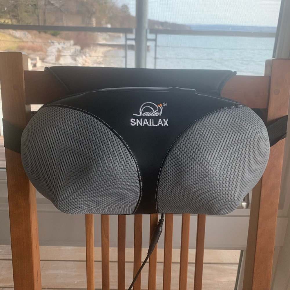 Snailax Shiatsu Neck & Back Massager **NWOT**